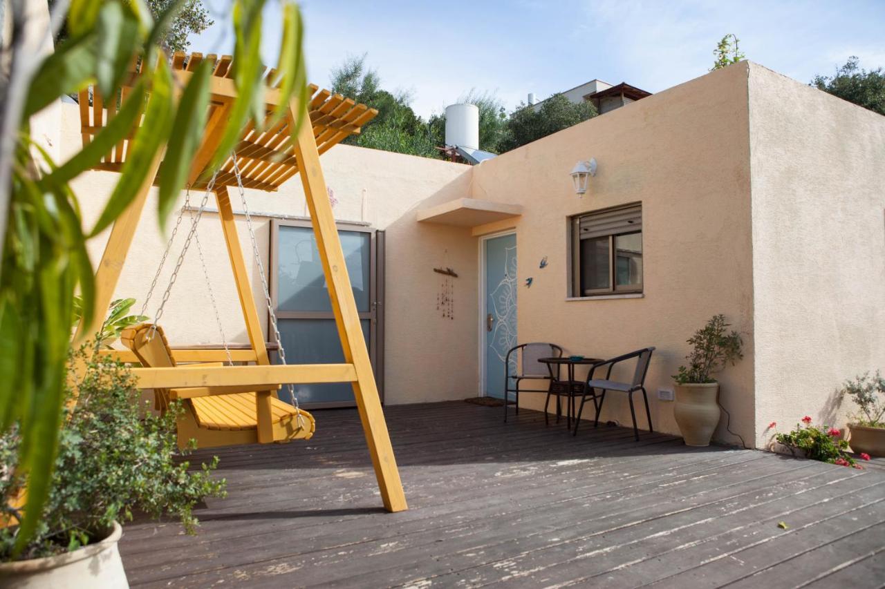Connected Guest House Amirim Exterior foto